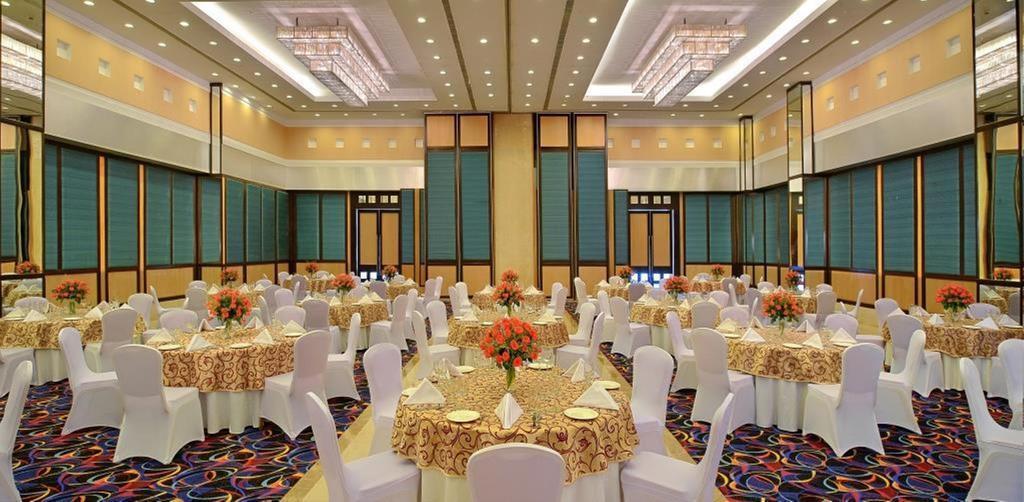 Red Fox By Lemon Tree Hotels, Bhiwadi Exterior foto